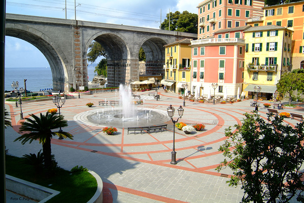 Zoagli piazza principale